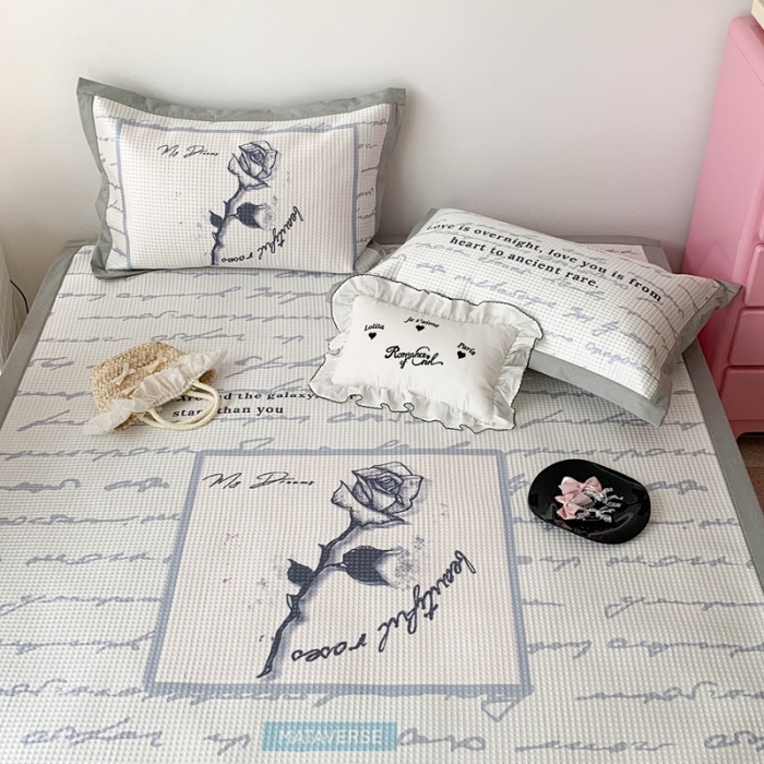 91家纺网 家纺一手货源 找家纺 昔可家纺 2023新款高克重加厚华夫格凉感软席 字母玫瑰