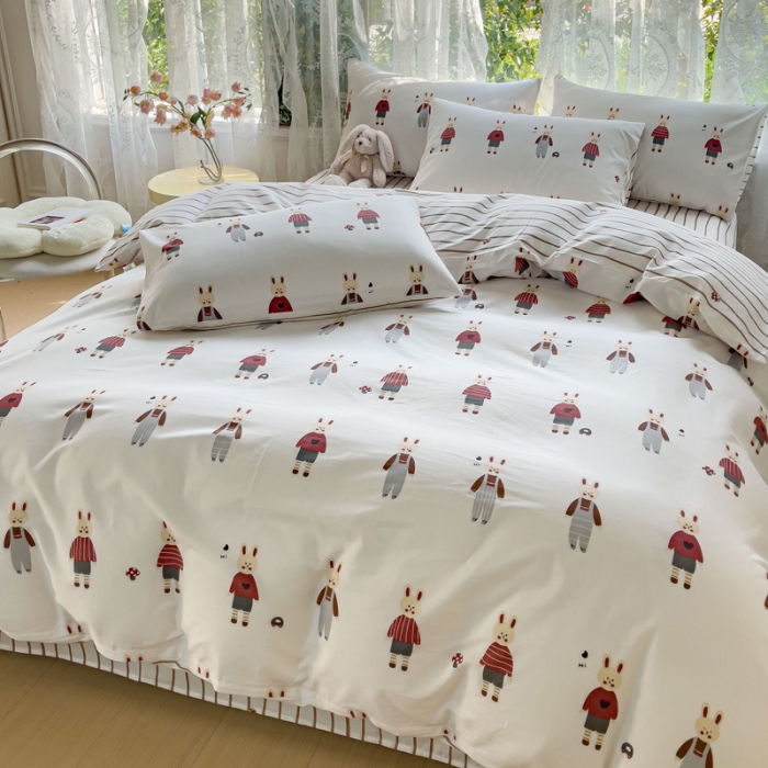 91家纺网 家纺一手货源 找家纺 感遇家纺 2023新款全棉印花四件套 背带小兔