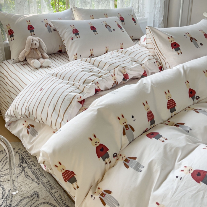 91家纺网 家纺一手货源 找家纺 感遇家纺 2023新款全棉印花四件套 背带小兔