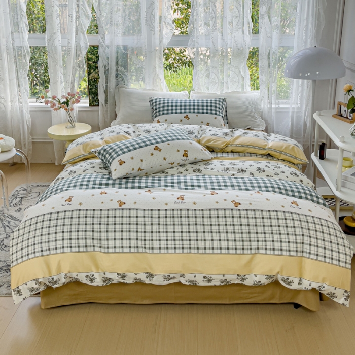 91家纺网 家纺一手货源 找家纺 感遇家纺 2023新款全棉印花四件套 伯格小熊