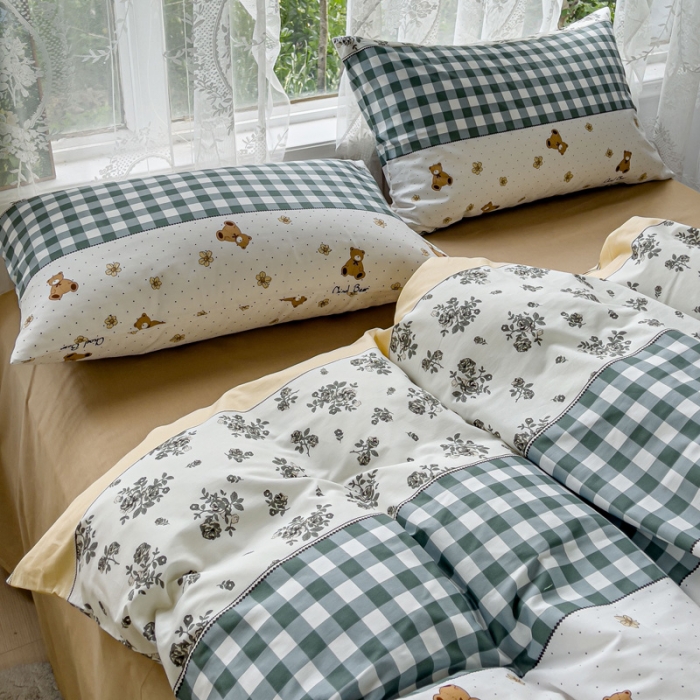 91家纺网 家纺一手货源 找家纺 感遇家纺 2023新款全棉印花四件套 伯格小熊