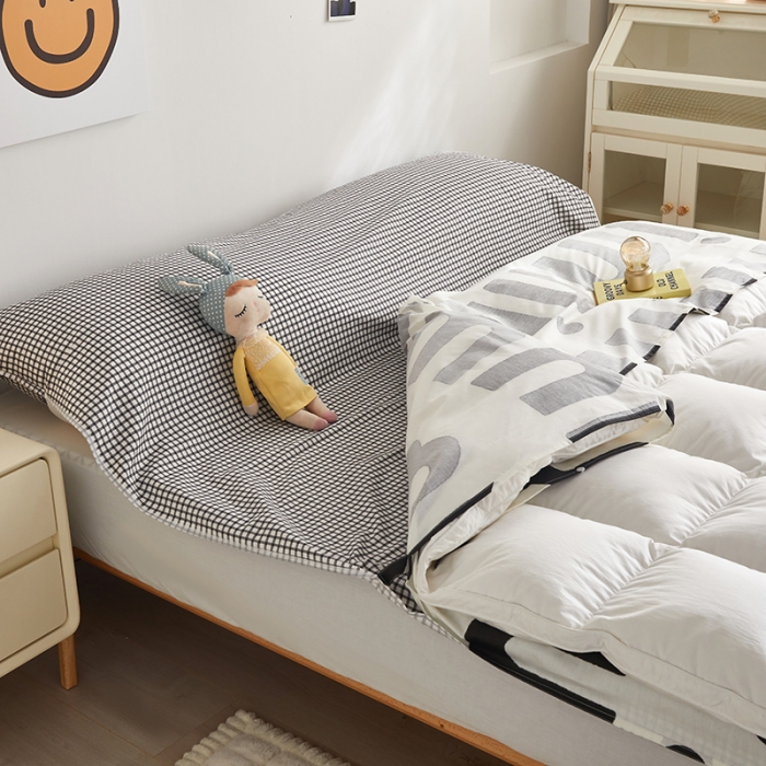 91家纺网 家纺一手货源 找家纺 怡家居 2023新款全棉印花隔脏旅行睡袋 MM先生