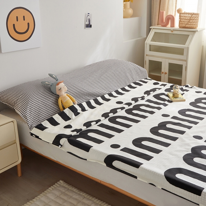 91家纺网 家纺一手货源 找家纺 怡家居 2023新款全棉印花隔脏旅行睡袋 MM先生