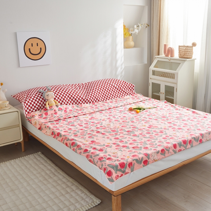 91家纺网 家纺一手货源 找家纺 怡家居 2023新款全棉印花隔脏旅行睡袋 玫瑰小兔