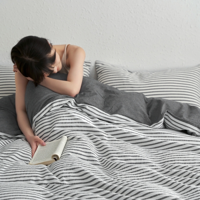 91家纺网 家纺一手货源 找家纺 安莱生活 2023新款 爆款水洗棉提花锦瑟基础款四件套 锦瑟基础款-深灰