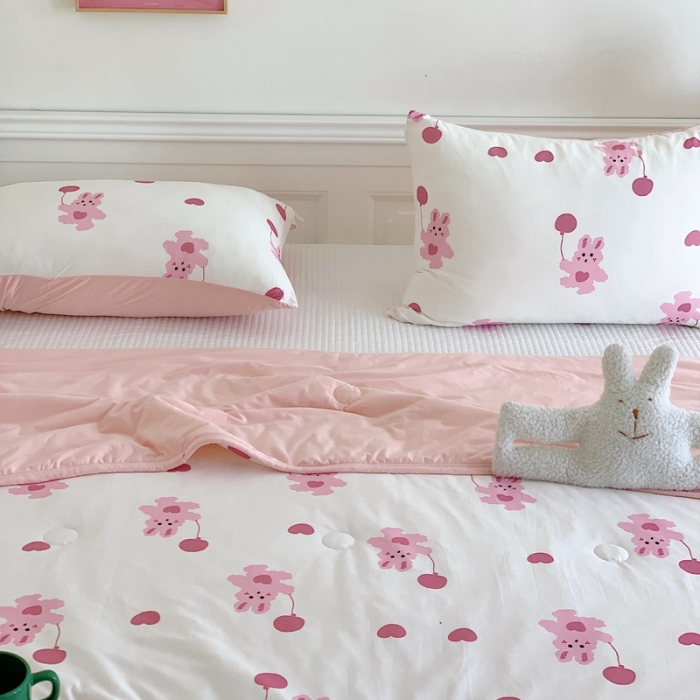 91家纺网 家纺一手货源 找家纺 星期八 2023新款卡通宝宝棉大豆夏被-第二批 爱心气球兔