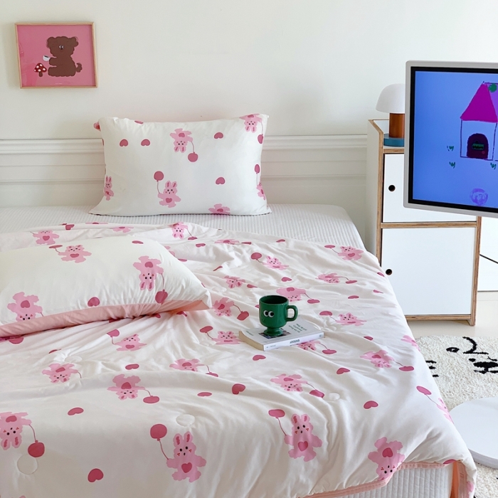 91家纺网 家纺一手货源 找家纺 星期八 2023新款卡通宝宝棉大豆夏被-第二批 爱心气球兔