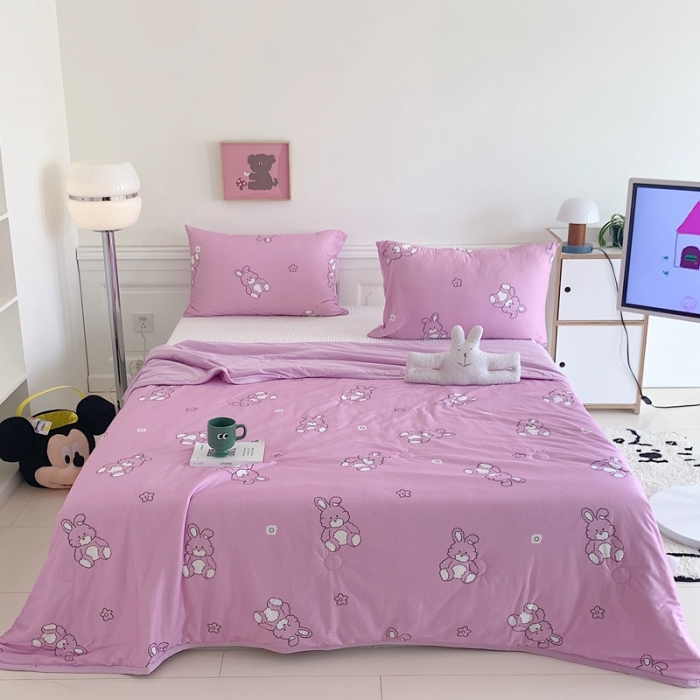 91家纺网 家纺一手货源 找家纺 星期八 2023新款卡通宝宝棉大豆夏被-第二批 抱枕兔