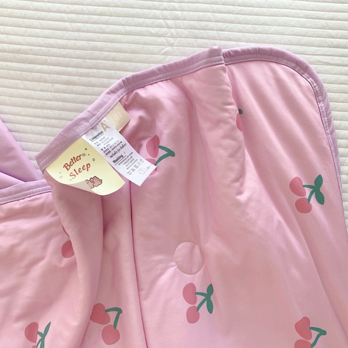 91家纺网 家纺一手货源 找家纺 星期八 2023新款卡通宝宝棉大豆夏被-第二批 樱桃