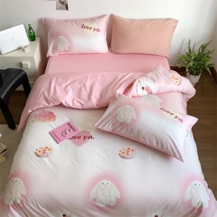 91家纺网 家纺一手货源 找家纺 桃喜 2024新款40支全棉13376ins风数码印花四件套 玩偶兔