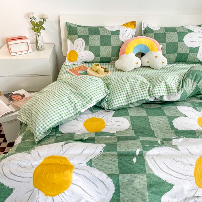 91家纺网 家纺一手货源 找家纺 宏源家纺 2023新款芦荟棉亲肤四件套 青涩花朵