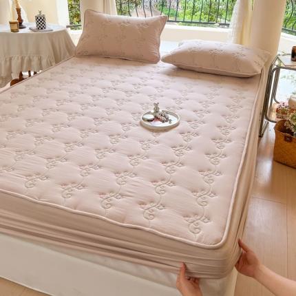 91家纺网 家纺一手货源 找家纺 （总）尊康家纺（原磊科） 2024新款亲肤奶昔棉抗菌夹棉床笠-金玲花系列