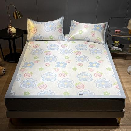 91家纺网 家纺一手货源 找家纺 安哆啦2024新款数码印花冰藤席 草莓蓝花