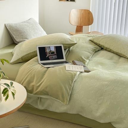 91家纺网 家纺一手货源 找家纺 琪格格纺织 2023新款爱在春秋系列A类纯棉加厚色织三层纱四件套 爱在春秋绿