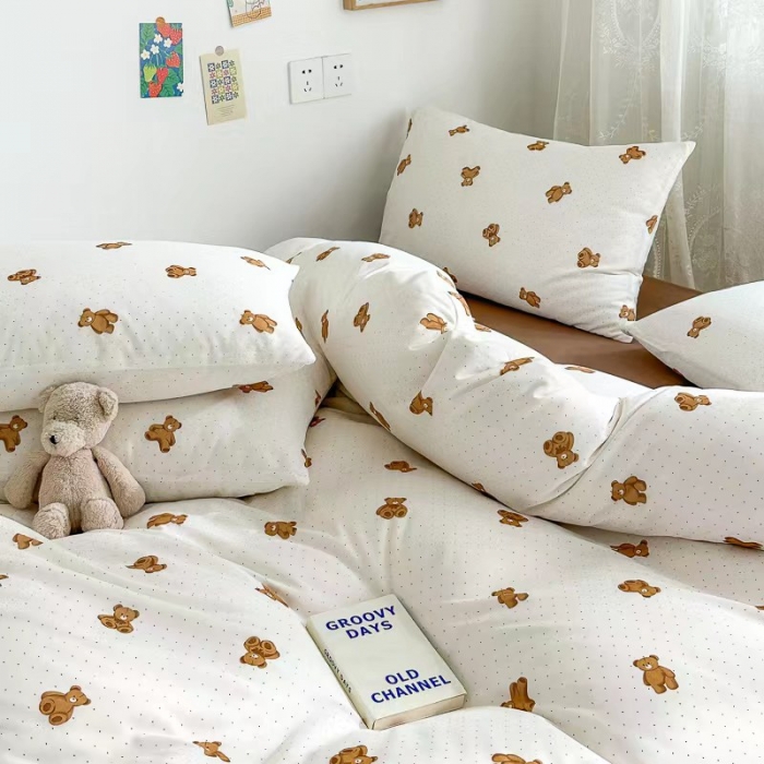 91家纺网 家纺一手货源 找家纺 玖玖爱 2023新款双层纱有氧纱印花四件套 点点熊