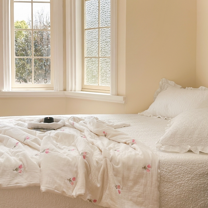 91家纺网 家纺一手货源 找家纺 洋铭区 2023新款全棉皱皱双层纱夏被 粉色郁金香