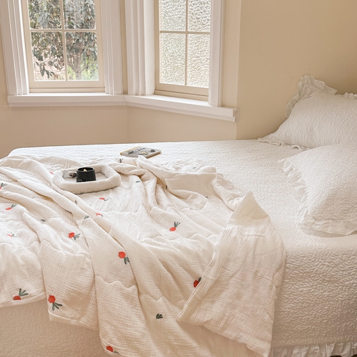 91家纺网 家纺一手货源 找家纺 洋铭区 2023新款全棉皱皱双层纱夏被 甜萝卜