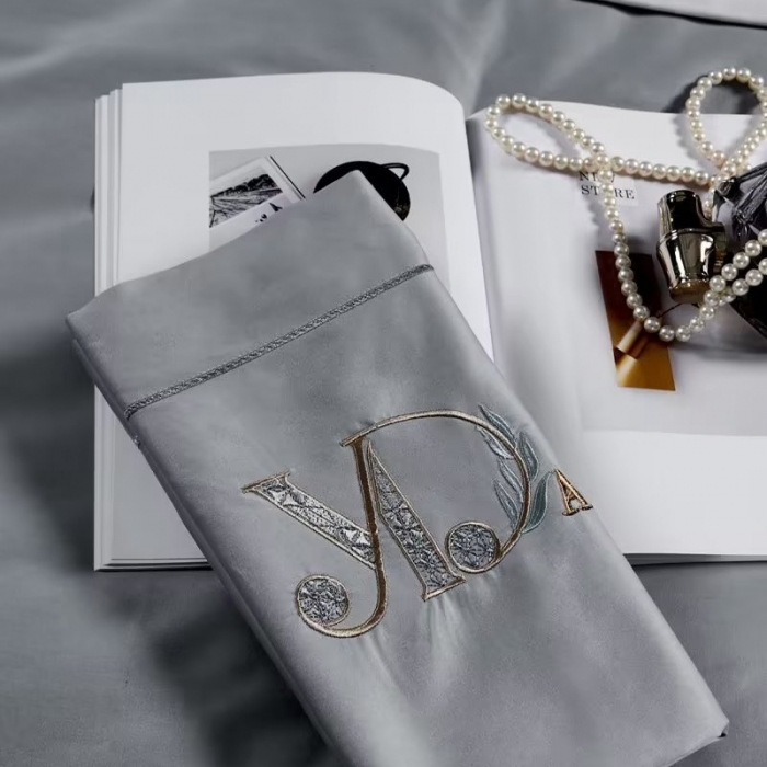 91家纺网 家纺一手货源 找家纺 50s双股长绒棉刺绣花贡缎纯棉全棉四件套直播 祖马龙-时尚灰（刺绣）