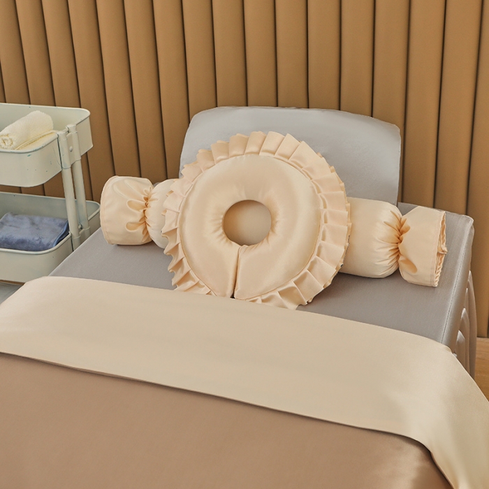 91家纺网 家纺一手货源 找家纺 不打烊2025新款冰丝美容床罩系列套件—冰丝A款控价198 驼色拼灰色