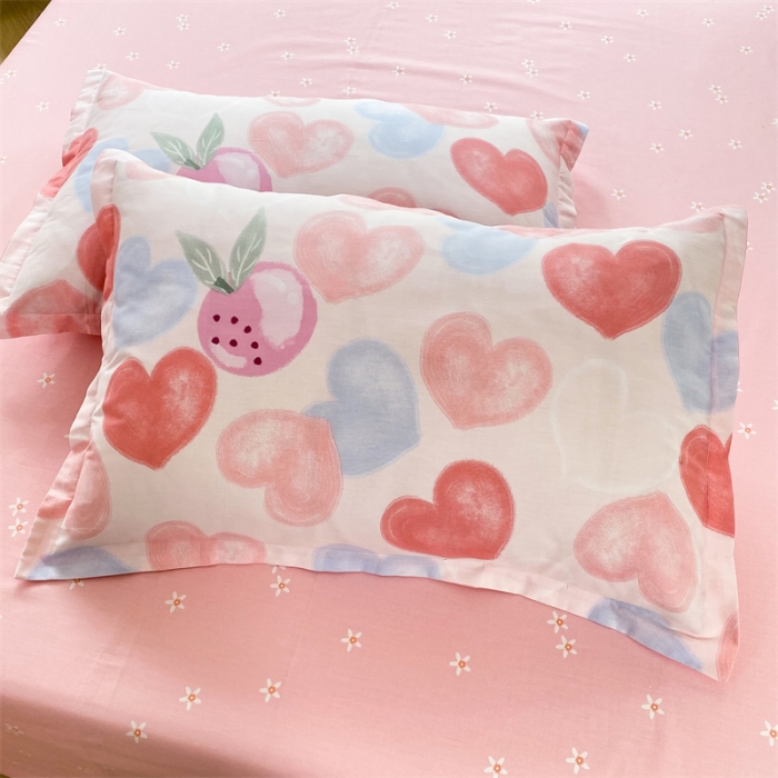 91家纺网 家纺一手货源 找家纺 多品家纺 2023新款12868全棉双针单枕套 爱心果