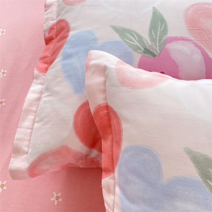 91家纺网 家纺一手货源 找家纺 多品家纺 2023新款12868全棉双针单枕套 爱心果