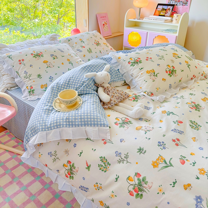 91家纺网 家纺一手货源 找家纺 桃子 2023新款仙气奶油碎花少女心韩版花边纯棉四件套 花边-草莓蘑菇兔