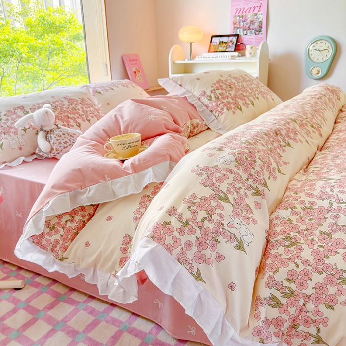 91家纺网 家纺一手货源 找家纺 桃子 2023新款仙气奶油碎花少女心韩版花边纯棉四件套 花边-粉花小兔