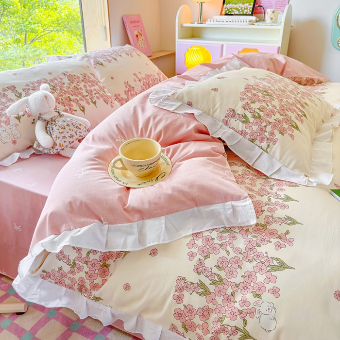 91家纺网 家纺一手货源 找家纺 桃子 2023新款仙气奶油碎花少女心韩版花边纯棉四件套 花边-粉花小兔