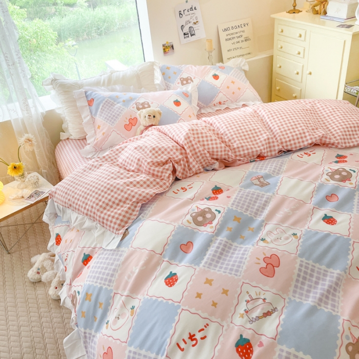 91家纺网 家纺一手货源 找家纺 桃子 2023新款仙气奶油碎花少女心韩版花边纯棉四件套 花边-格子熊兔