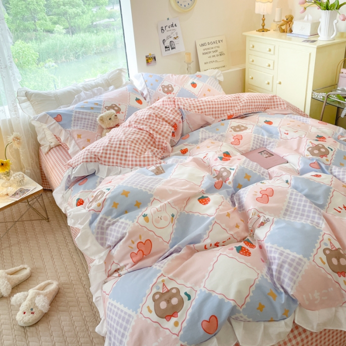 91家纺网 家纺一手货源 找家纺 桃子 2023新款仙气奶油碎花少女心韩版花边纯棉四件套 花边-格子熊兔