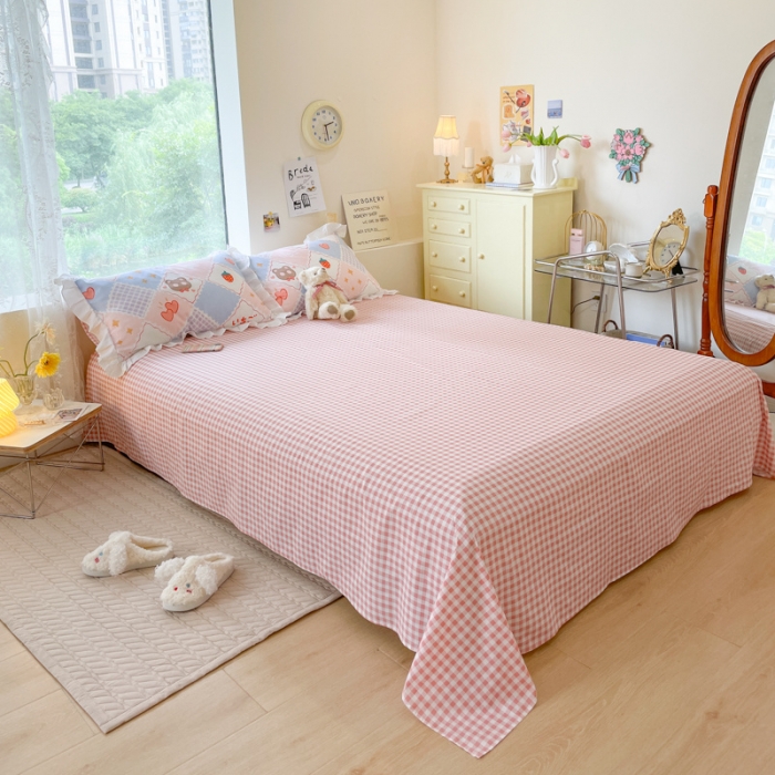 91家纺网 家纺一手货源 找家纺 桃子 2023新款仙气奶油碎花少女心韩版花边纯棉四件套 花边-格子熊兔