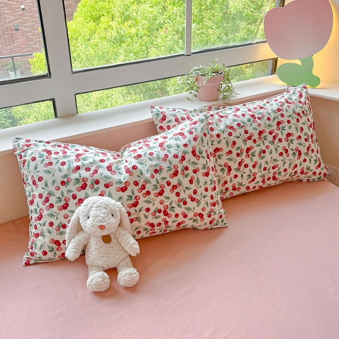 91家纺网 家纺一手货源 找家纺 柠馨 2023新款13376可爱系列全棉印花四件套 樱桃暖熙