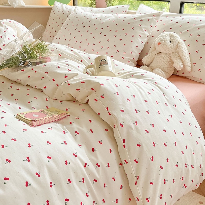 91家纺网 家纺一手货源 找家纺 柠馨 2023新款13376可爱系列全棉印花四件套 樱桃醉