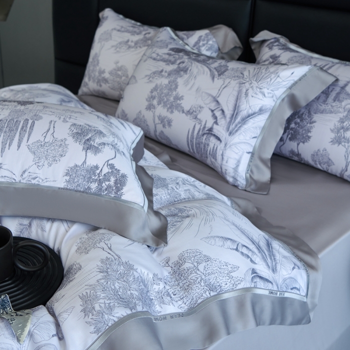 91家纺网 家纺一手货源 找家纺 榻尚家居 2023新款清风醉系列80印花天丝夏被四件套 清风醉灰