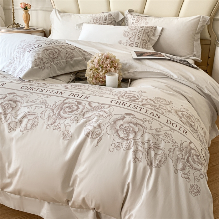 91家纺网 家纺一手货源 找家纺 蓝米卡夫2024新款A类少女心花卉数码系列四件套-花漾