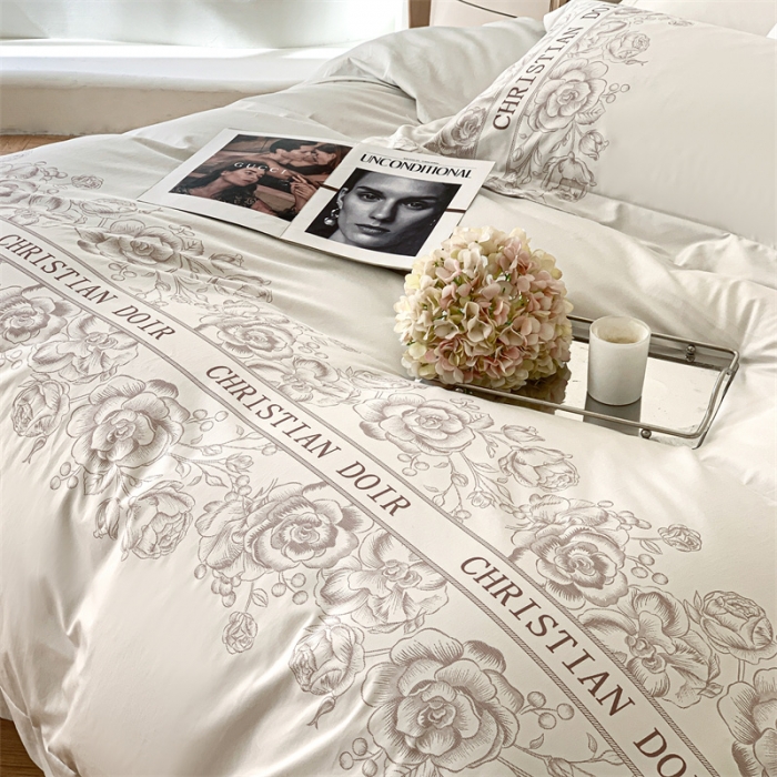 91家纺网 家纺一手货源 找家纺 蓝米卡夫2024新款A类少女心花卉数码系列四件套-花漾 花漾-白