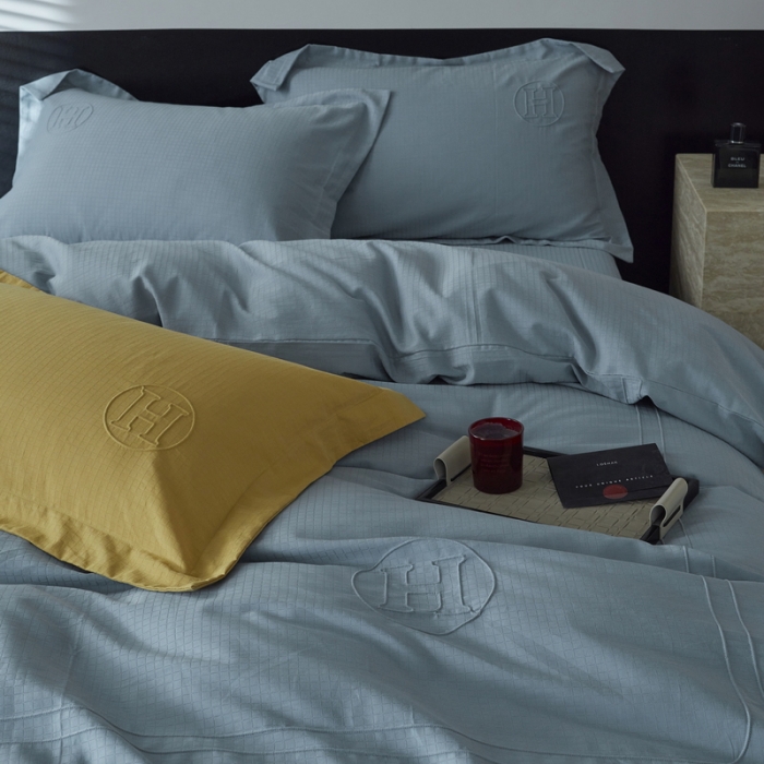 91家纺网 家纺一手货源 找家纺 艾莱家纺 2023新款A类长绒棉水洗80提花埋线工艺款四件套艾华仕雾兰