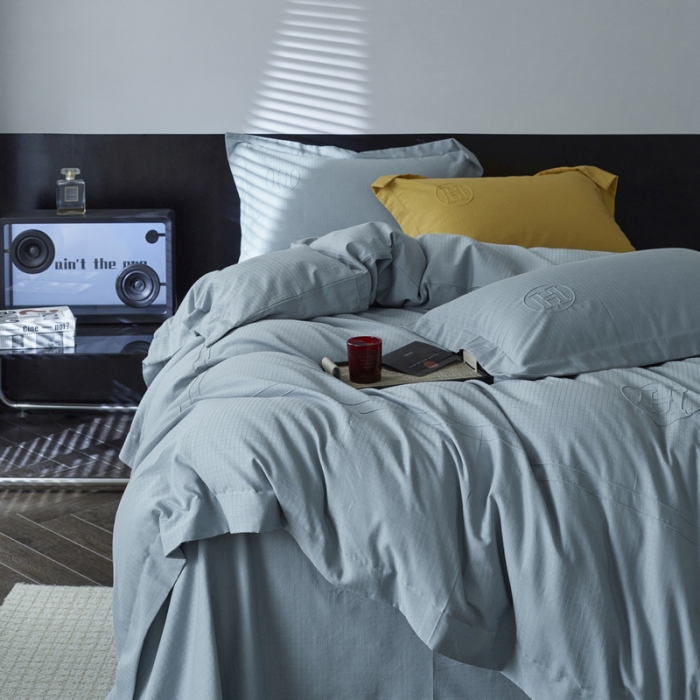 91家纺网 家纺一手货源 找家纺 艾莱家纺 2023新款A类长绒棉水洗80提花埋线工艺款四件套艾华仕雾兰