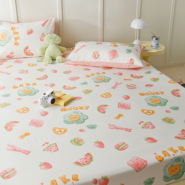 91家纺网 家纺一手货源 找家纺 麦伦 2023新款 全棉小清新单品床笠系列 草莓果干