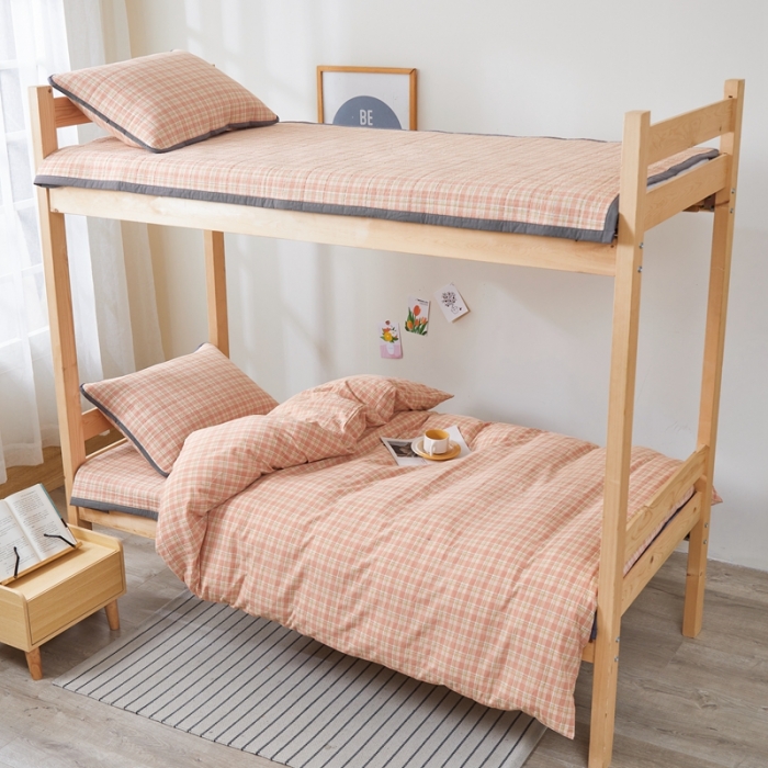 91家纺网 家纺一手货源 找家纺 上喜 热卖色织全棉学生床盖三件套 橙红小格