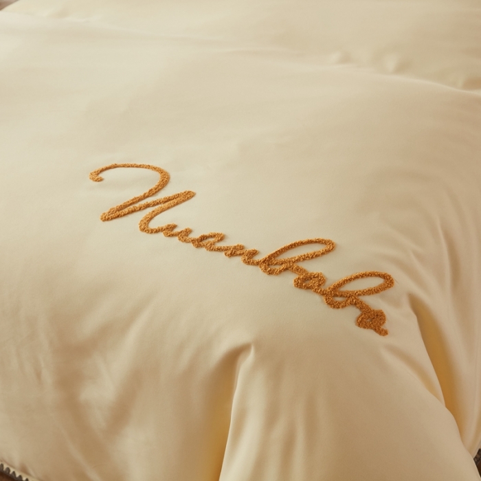 91家纺网 家纺一手货源 找家纺 啊雅 2025新款A类水洗棉贝壳边毛巾绣四件套 时尚黄