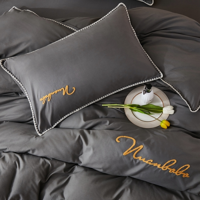 91家纺网 家纺一手货源 找家纺 啊雅 2025新款A类水洗棉贝壳边毛巾绣四件套 时尚灰