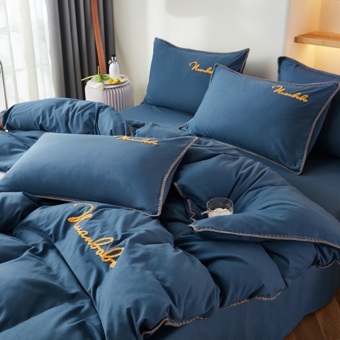 91家纺网 家纺一手货源 找家纺 啊雅 2025新款A类水洗棉贝壳边毛巾绣四件套 时尚蓝