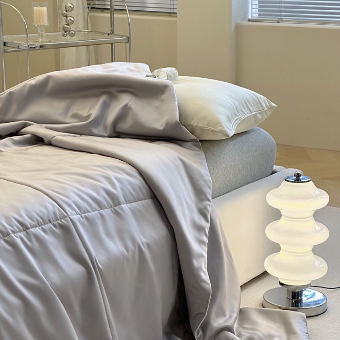 91家纺网 家纺一手货源 找家纺 安莱生活 2023新款天丝夏被香格里拉极简系列夏被 海鸥灰