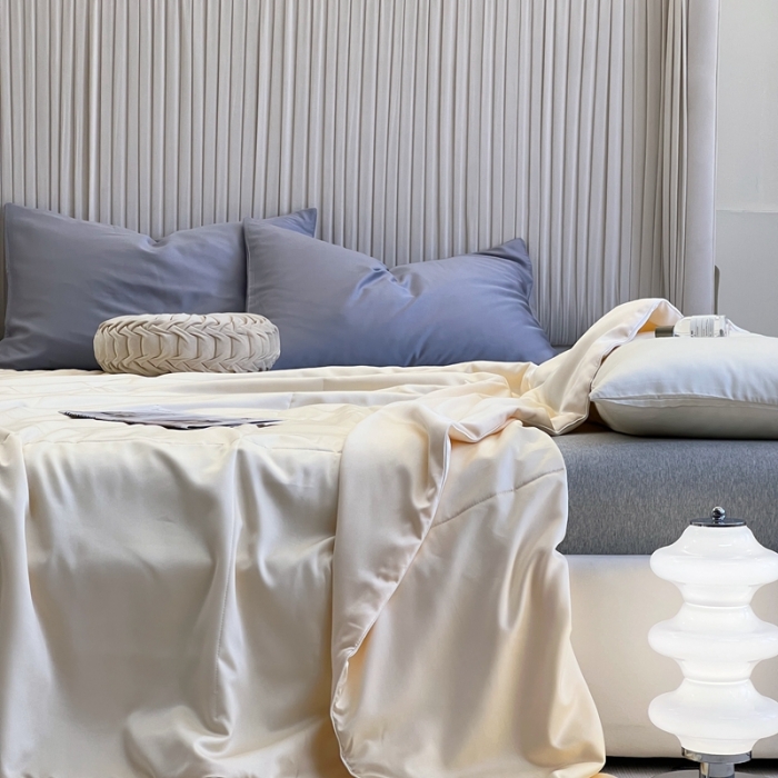 91家纺网 家纺一手货源 找家纺 安莱生活 2023新款天丝夏被香格里拉极简系列夏被 奶昔黄