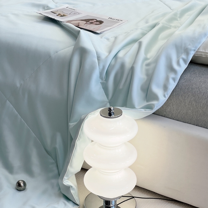 91家纺网 家纺一手货源 找家纺 安莱生活 2023新款天丝夏被香格里拉极简系列夏被 清新绿