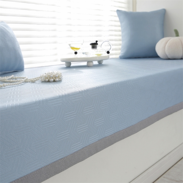 91家纺网 家纺一手货源 找家纺 共鸣 2023新款冰丝冰藤宽包边飘窗垫 冰丝蓝