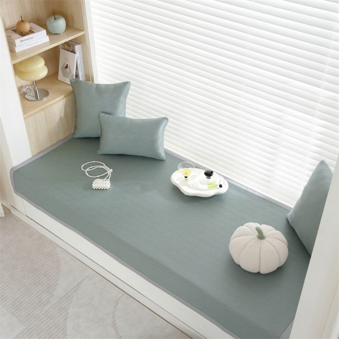 91家纺网 家纺一手货源 找家纺 共鸣 2023新款冰丝冰藤宽包边飘窗垫 冰丝绿