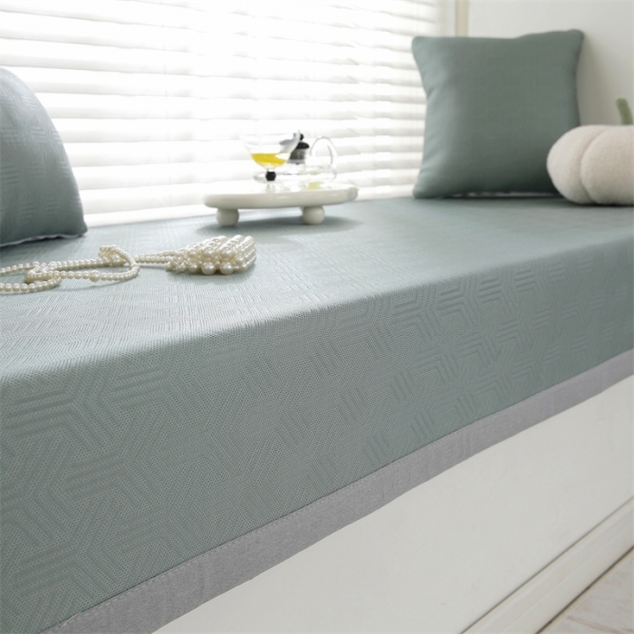 91家纺网 家纺一手货源 找家纺 共鸣 2023新款冰丝冰藤宽包边飘窗垫 冰丝绿