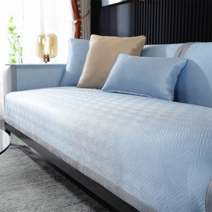 91家纺网 家纺一手货源 找家纺 共鸣 2023新款宽包边冰丝冰藤沙发垫 冰丝蓝